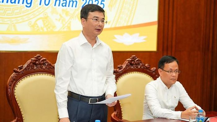  Phó Thống đốc Ngân hàng Nhà nước Phạm Thanh Hà phát biểu tại cuộc họp. 