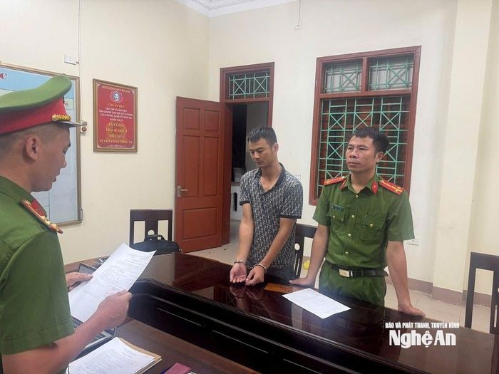 Cơ quan Cảnh sát điều tra Công an tỉnh Nghệ An thông qua quyết định tạm giữ hình sự đối với Nguyễn Văn Hòa.