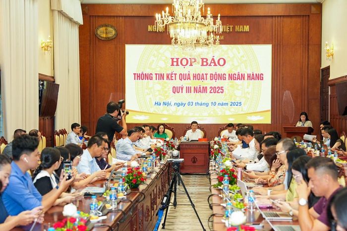 Toàn cảnh Họp báo