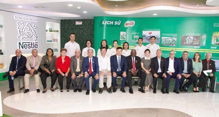 Đoàn đại biểu cấp cao Cộng hòa Cuba thăm và làm việc tại nhà máy Nestlé Bông Sen.