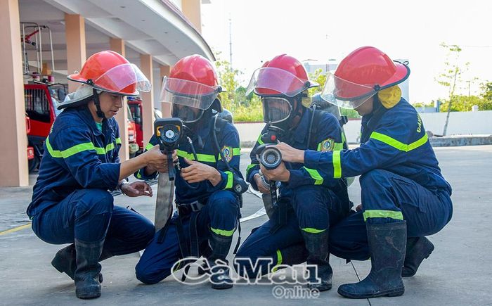 Xây dựng lực lượng PCCC và cứu nạn, cứu hộ tinh nhuệ, sẵn sàng ứng phó trong mọi tình huống.