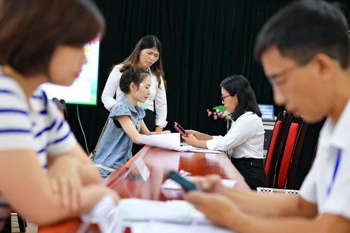 Cùng với sự đổi thay, chuyển mình của đất nước, bắt đầu từ năm học 2025 - 2026, trường Tiểu học Đại Kim thuộc đơn vị quản lý hành chính phường Định Công (Hà Nội) thay vì phường Đại Kim (cũ) như trước đây. Tuy nhiên, cho đến hiện tại, việc thay đổi đơn vị hành chính không gây khó khăn hay xáo trộn trong việc tuyển sinh đầu cấp. Ảnh: Thanh Tùng - TTXVN