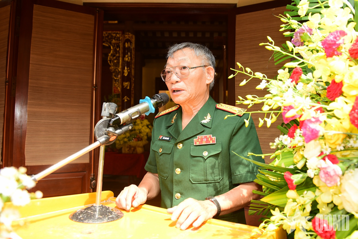 Ông Trần Tuấn Quảng, con trai đồng chí Trần Đăng Ninh phát biểu.