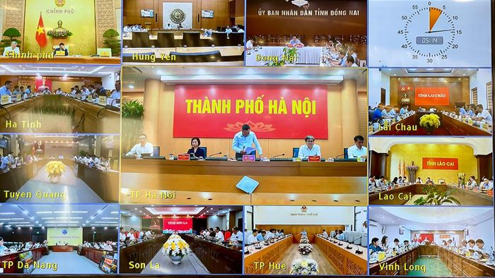 Các địa phương dự họp trực tuyến.