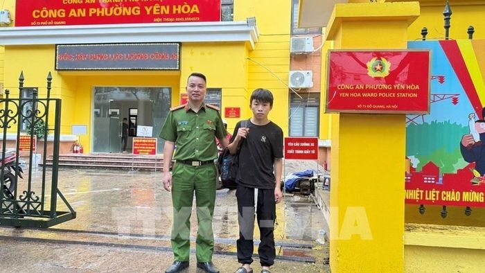 G.A.D. tại trụ sở Công an phường Yên Hòa thành phố Hà Nội. Ảnh: TTXVN phát