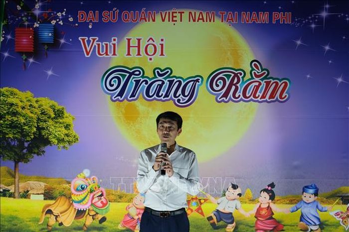 Đại sứ Việt Nam tại Nam Phi Hoàng Sỹ Cường phát biểu tại chương trình. Ảnh: Hồng Minh/PV TTXVN tại Nam Phi