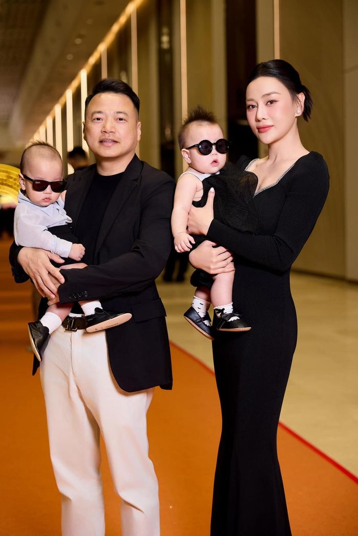 Nữ diễn viên phim Hương vị tình thân từng tiết lộ phản ứng của Shark Bình trước các cảnh quay tình cảm giữa cô và bạn diễn.