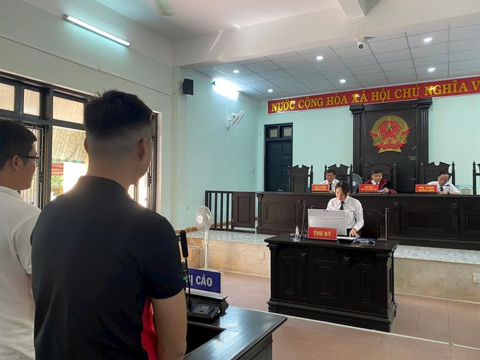 Toàn cảnh phiên xét xử.