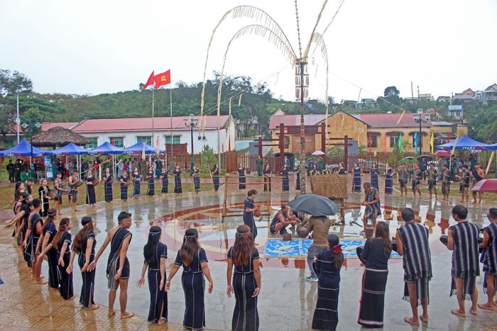 Làng văn hóa truyền thống dân tộc K'Ho - nơi bảo tồn và lan tỏa giá trị văn hóa truyền thống