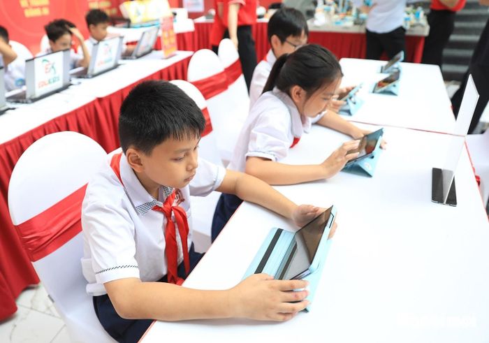 Trải nghiệm vẽ tranh thông qua ứng dụng AI.