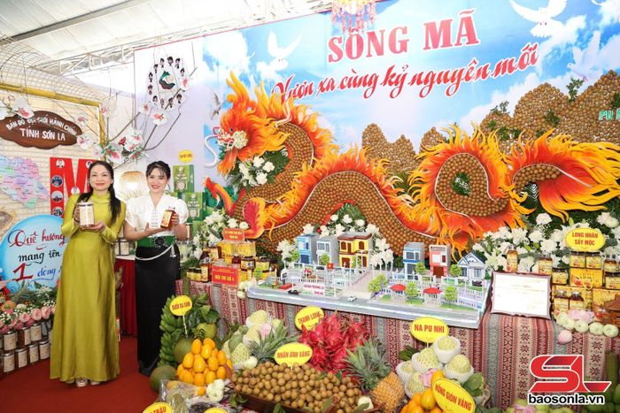 Gian trưng bày của xã Sông Mã.