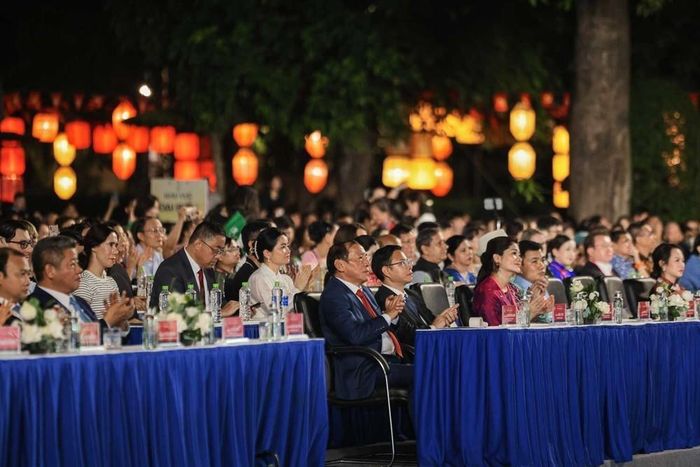 Các đại biểu tham dự chương trình. Ảnh: Hoàng Hiếu - TTXVN