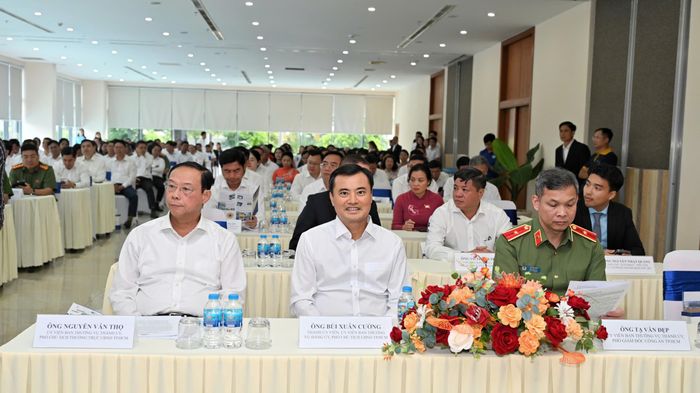  Đại biểu dự buổi làm việc tại Khu công nghiệp chuyên sâu Phú Mỹ 3 