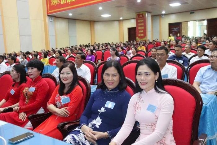 Các đại biểu tham dự đại hội.