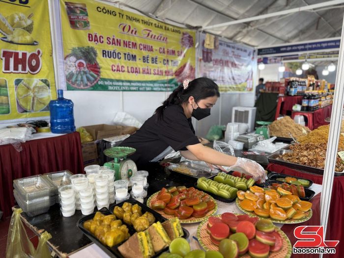 Các món bánh mang hương vị miền Tây Nam Bộ. 
