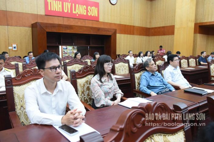 Đại biểu tại điểm cầu tỉnh dự hội nghị quán triệt Nghị quyết 66 và Nghị quyết số 68 của Bộ Chính trị (tháng 5/2025)