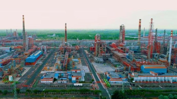 Nhà máy lọc dầu Vadinar thuộc công ty liên doanh lọc dầu Ấn Độ - Nga, Nayara Energy tại quận Dwarka, bang Gujarat. Ảnh: India Today