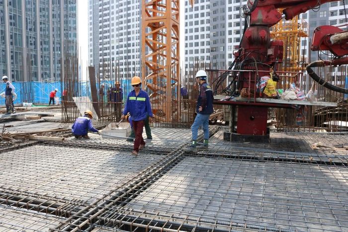 Bối cảnh thị trường tích cực hơn đang thúc đẩy các doanh nghiệp bất động sản triển khai kế hoạch tái cấu trúc và cơ cấu lại nguồn vốn. Ảnh: Dũng Minh