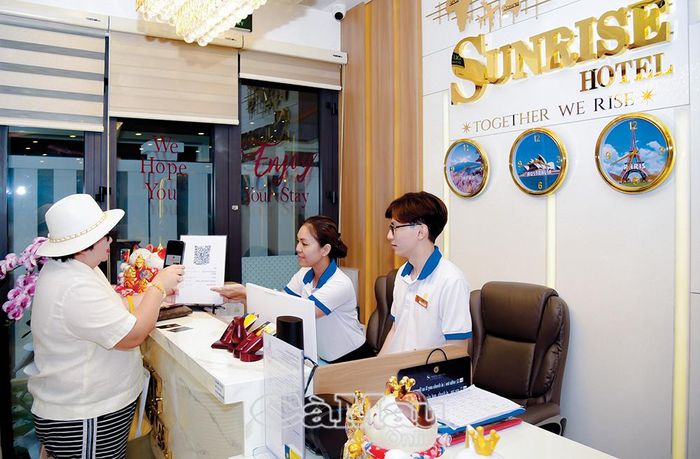 Cơ sở lưu trú du lịch tại phường Bạc Liêu thực hiện thanh toán dịch vụ không dùng tiền mặt.