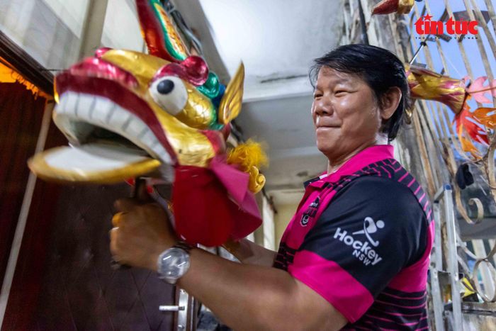 Nghệ nhân Bùi Tấn Đạt, người có nhiều năm lan tỏa nghệ thuật múa rối nước đến các khán giả quốc tế.
