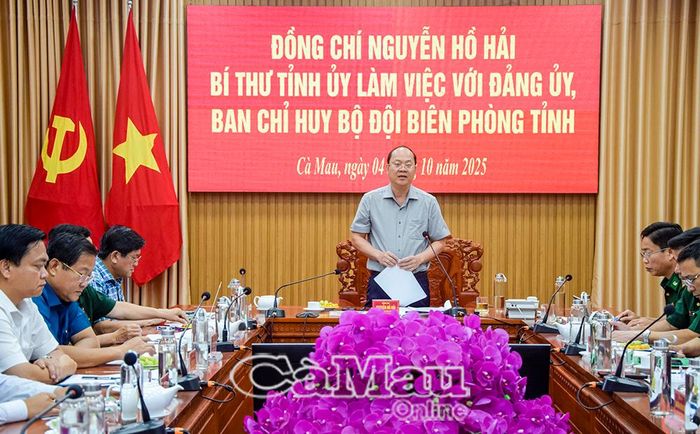 Ông Nguyễn Hồ Hải, Bí thư Tỉnh ủy, nhấn mạnh nhiệm vụ cấp bách hiện nay là tập trung phòng ngừa không để xảy ra vi phạm mới, xử lý nghiêm các trường hợp cố tình vi phạm, đồng thời triển khai đồng bộ các giải pháp ngăn chặn, tiến tới chấm dứt tình trạng vi phạm IUU.