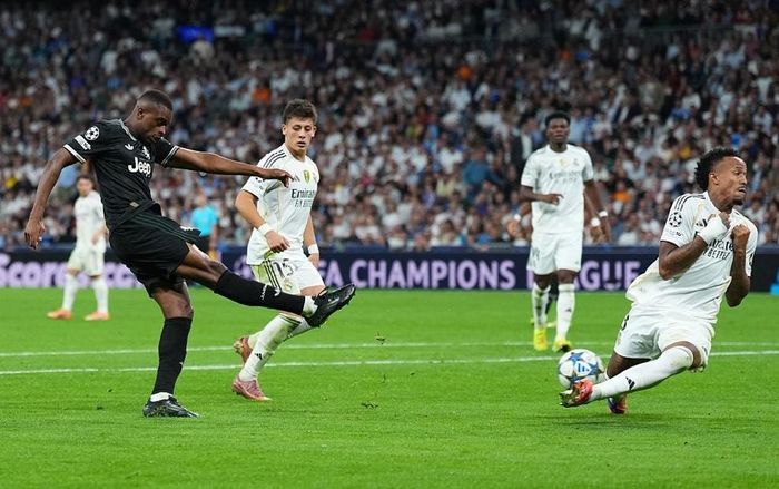 Juventus cố gắng vùng lên nhưng không thể tìm được bàn gỡ