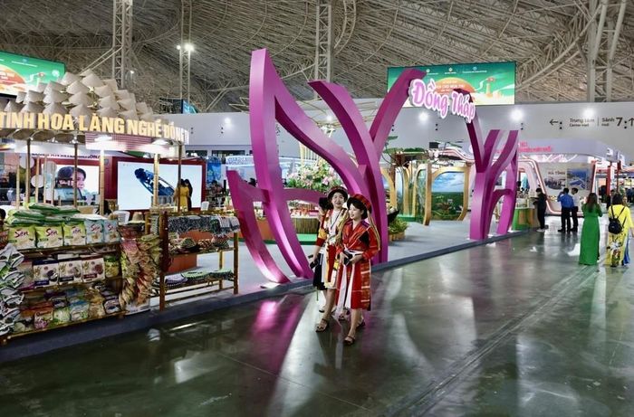 Gian trưng bày đến từ Đồng Tháp