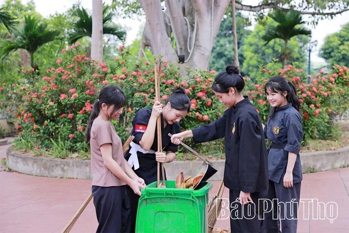 Sự tự tin, tự giác, tính kỷ luật, khiêm nhường... là những bài học đầu tiên mà “con nhà võ” cần được rèn luyện