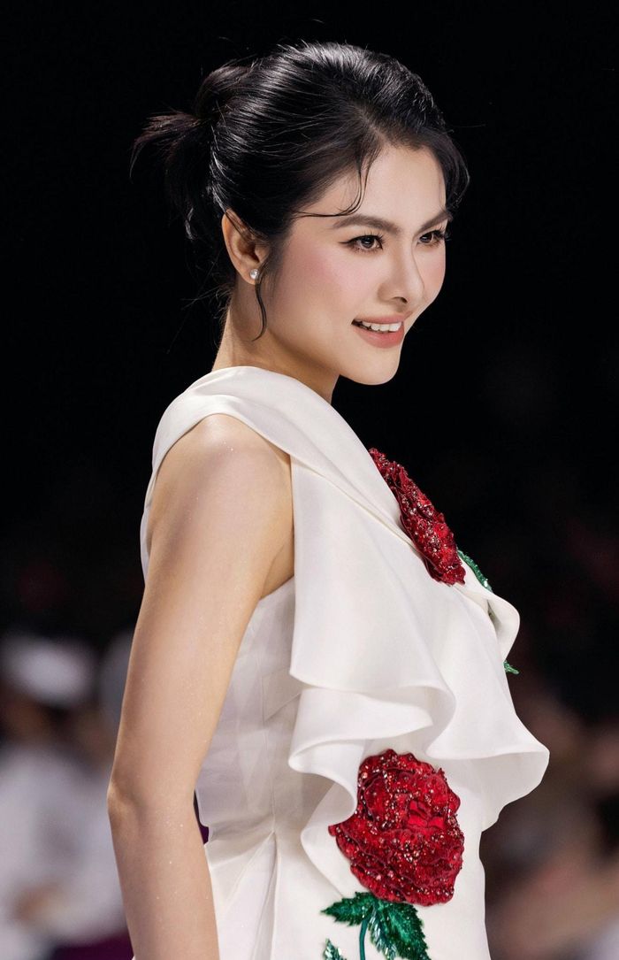 Vân Trang có cuộc sống sung túc với khối tài sản "đáng nể" ở tuổi 35.
