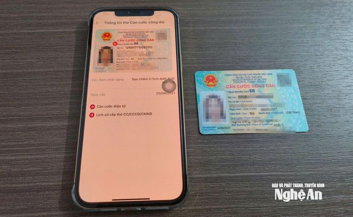 Từ 18/11/2025 khi thanh toán không dùng tiền mặt, công dân Việt Nam không còn cần CMND, giấy chứng nhận Căn cước mà chỉ cần Thẻ CCCD, thẻ Căn cước hoặc Căn cước định danh điện tử. Ảnh: PL.