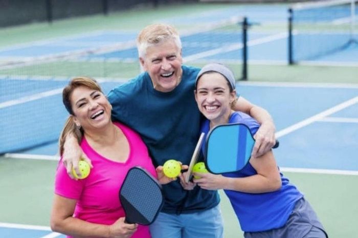 Pickleball được ví như “liều thuốc tự nhiên” giúp cân bằng cảm xúc và tăng năng lượng tích cực