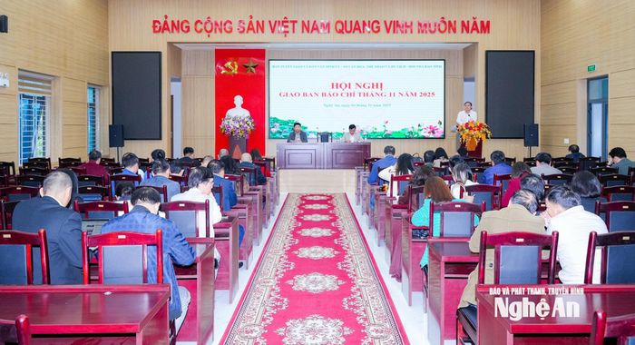 Quang cảnh hội nghị. Ảnh: T.L