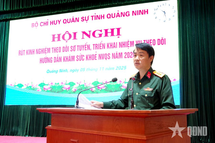 Đại tá Bùi Đức Lâm, Ủy viên Ban Thường vụ Đảng ủy, Phó chỉ huy trưởng kiêm Tham mưu trưởng Bộ CHQS tỉnh kết luận hội nghị.