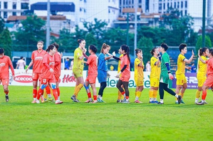 ĐT nữ Việt Nam tiếp tục có trận giao hữu với CLB nữ TP HCM