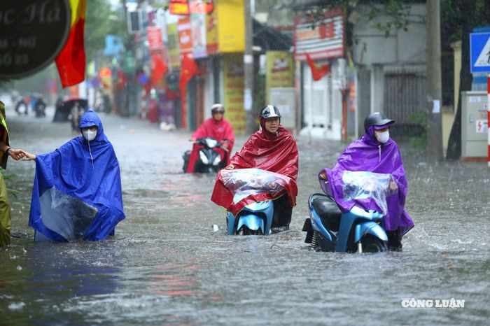 Mưa lớn khiến nhiều nơi xảy ra ngập lụt (ảnh minh họa).