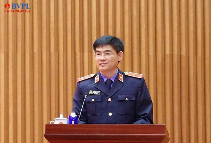  Đồng chí Nguyễn Thanh Hải, Vụ trưởng Vụ 15 phát biểu, trình bày dự thảo chương trình hành động chuyên đề tại Hội nghị.