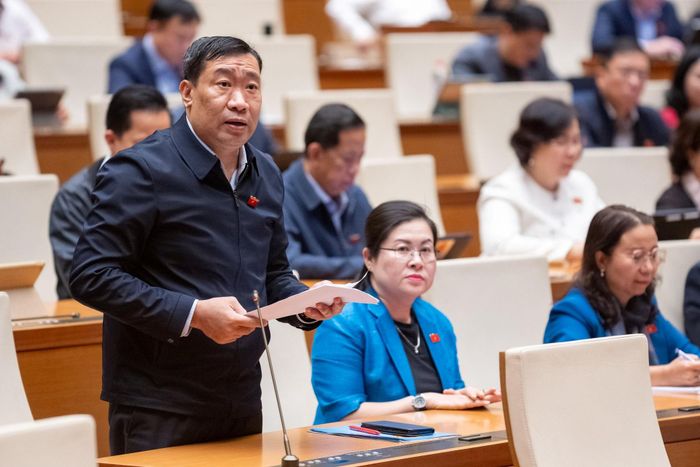 Đại biểu Thạch Phước Bình phát biểu thảo luận. Ảnh: VPQH