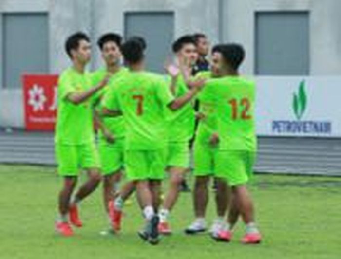 Bảng V: THPT Tự Lập 1–1 THPT Khương Đình
