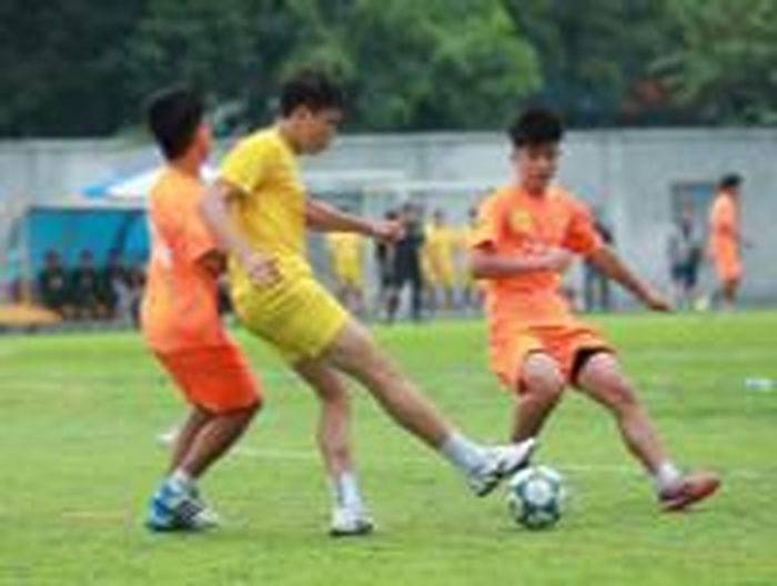 Bảng Ư: THPT Marie Curie MĐ 2–0 THPT Quang Trung HĐ