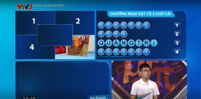 Gia Khánh giải thành công Chướng ngại vật "Mưa đỏ".