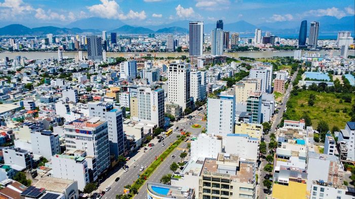 Đà Nẵng tươi đẹp trong nắng sớm. Ảnh: BẢO LÂM