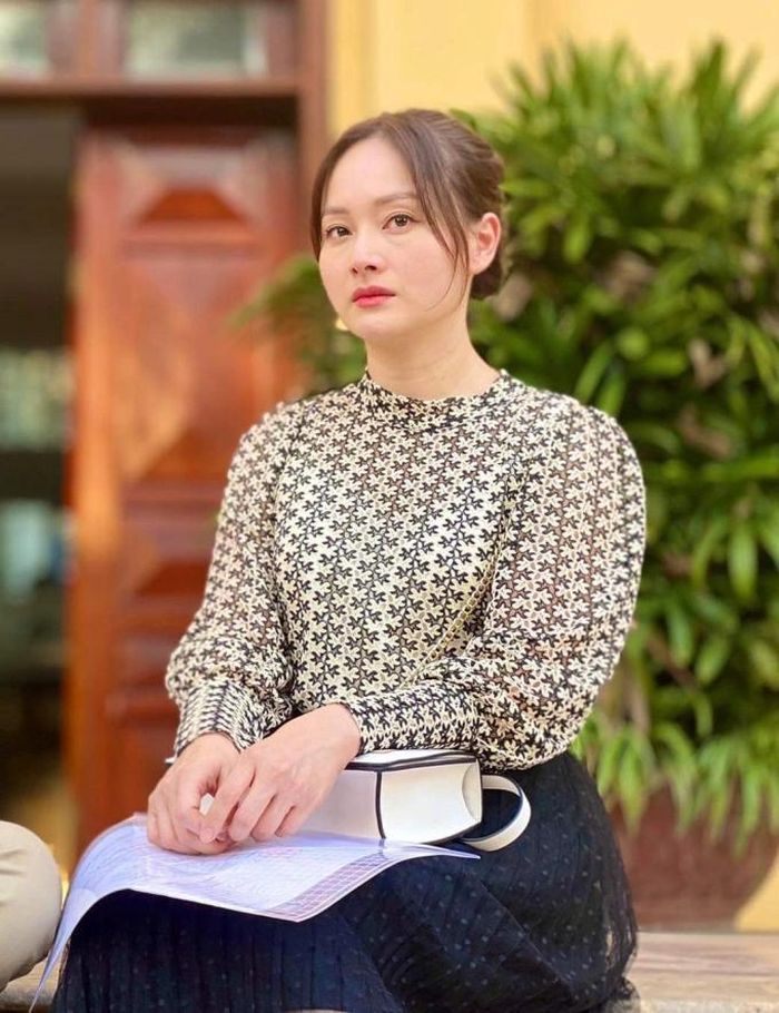 Chiếc váy đen chưa đến 1 triệu đồng của Lan Phương.