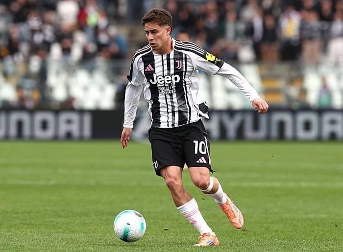 Yildiz và Juventus chưa thể tìm ra tiếng nói chung.
