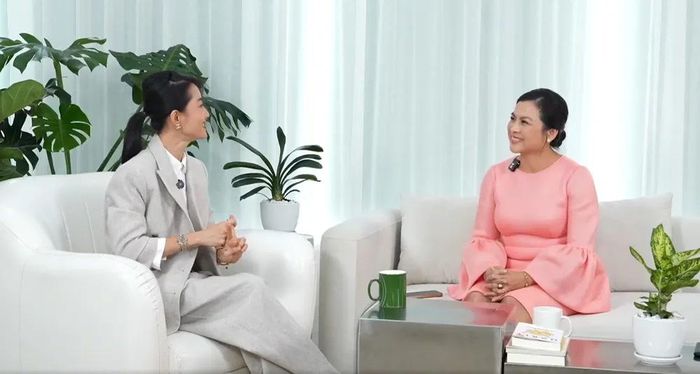  Bà Trần Thị Kim Cương, Tổng Giám đốc Manulife Investments (Việt Nam) chia sẻ tại hội thảo. 