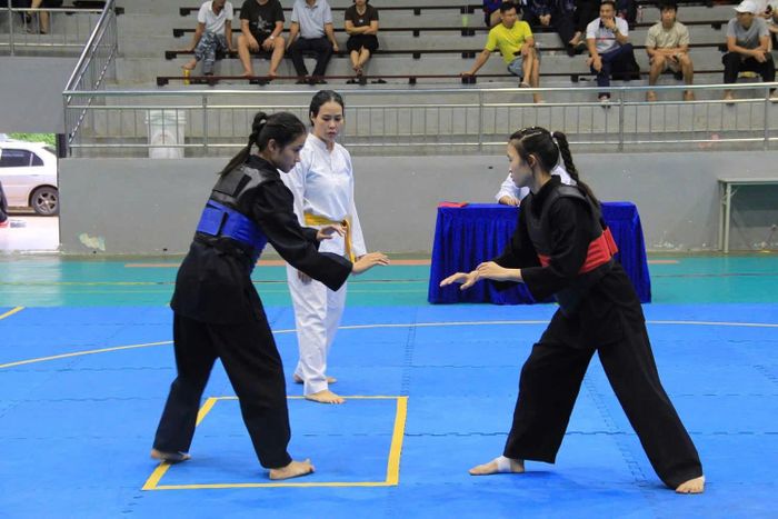 VĐV Sơn La giáp đỏ thi đấu tại giải.