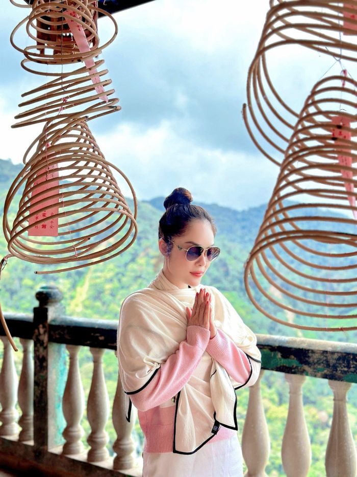 Diễn viên Dương Cẩm Lynh.