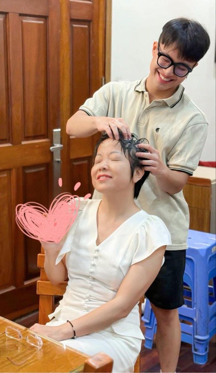 Thảo Vân tự hào khi quý tử hiếu thảo.