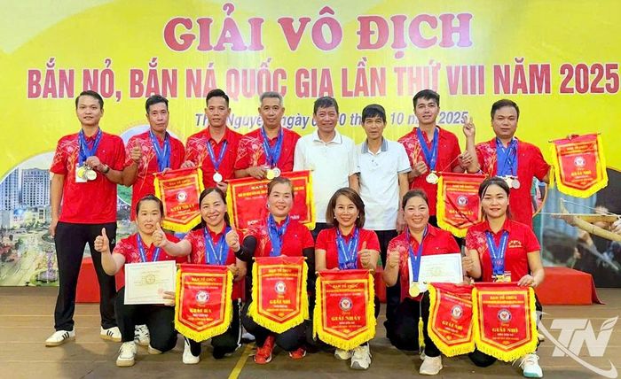 Nông Thị Ngọc Tới cùng đội tuyển tỉnh Thái Nguyên tại Giải vô địch bắn nỏ, bắn ná quốc gia lần thứ VIII, năm 2025.