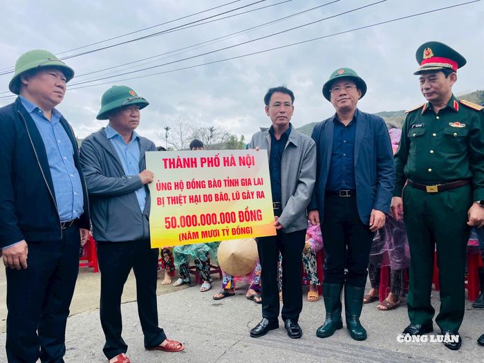 Nhằm khắc phục hậu quả sau mưa lũ, TP Hà Nội hỗ trợ đồng bào Gia Lai 50 tỷ đồng