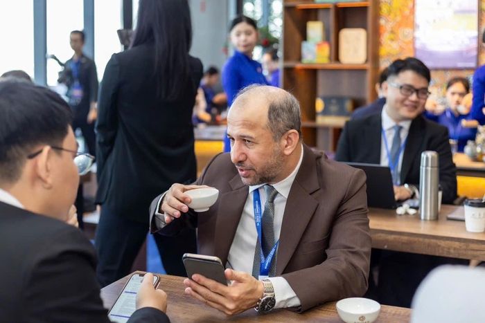 Sự vinh thăng của trà ngoại giao World Tea Connect không chỉ là sự thăng hoa của một nghi thức văn hóa, mà còn là biểu tượng quốc tế của sự kết nối